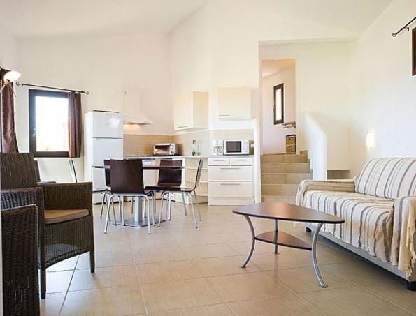 Residence A Rundinella Порто-Веккьо Экстерьер фото